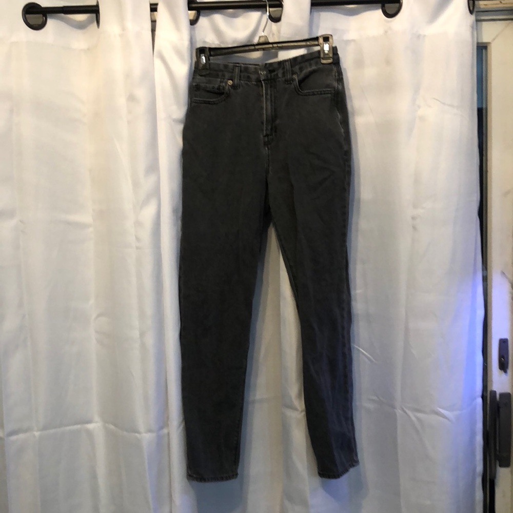 Black mom jeans